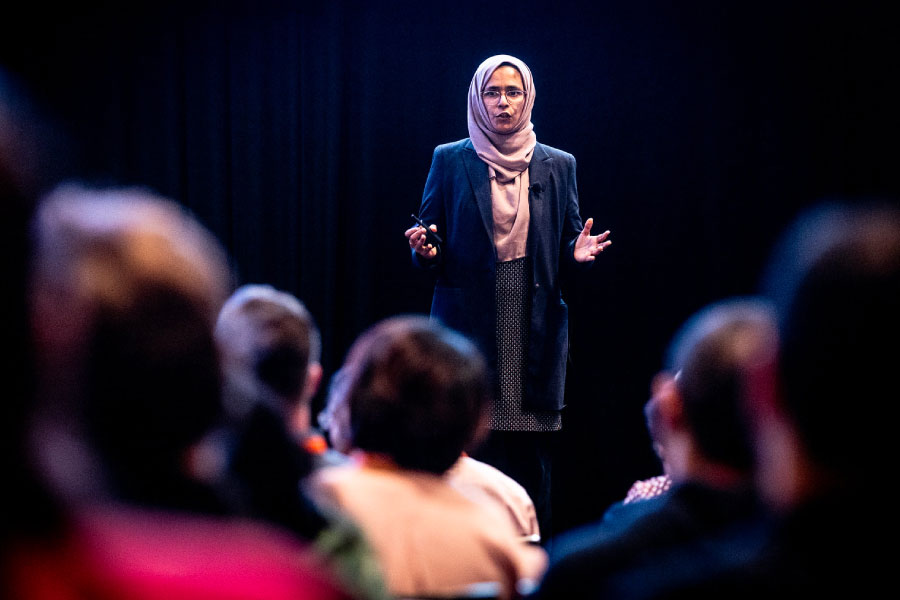 Nisha Amanulla speaking at AgileAus